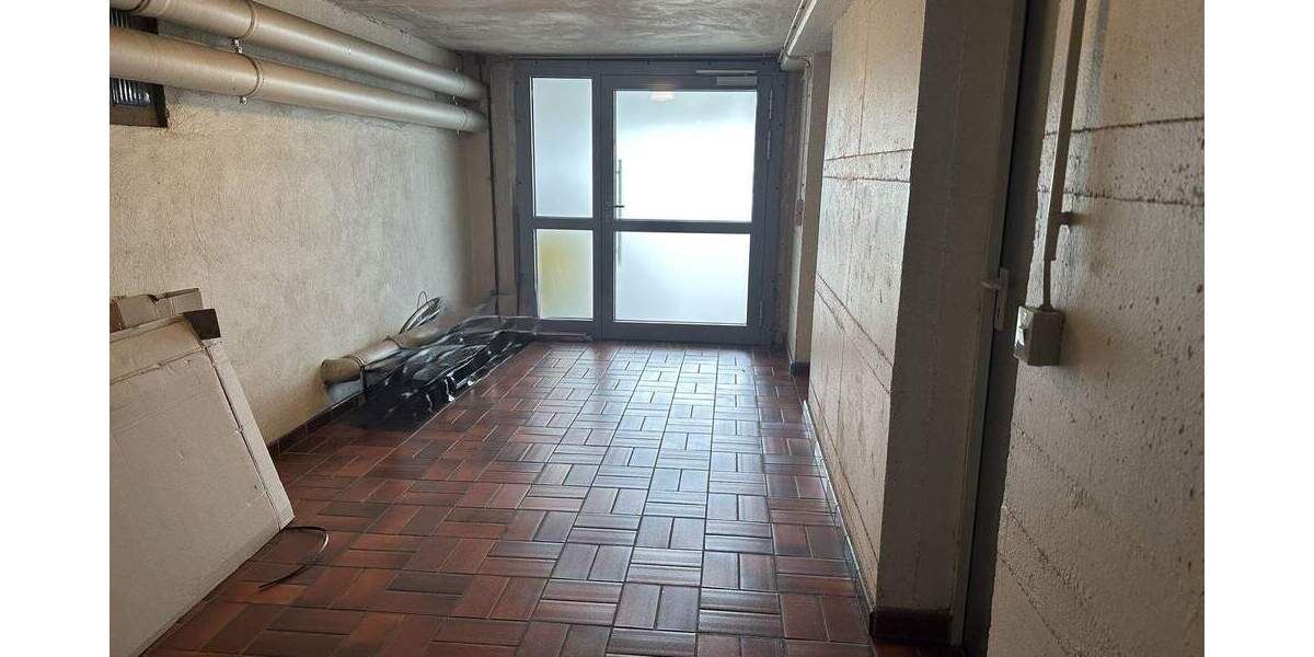 Mehrfamilienhaus, Wohnhaus Niederzier - 8 Zimmer, 274 m&sup2;, 415.000&euro; | Angebot:25692153