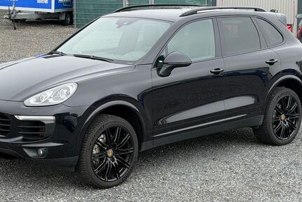 Porsche Cayenne 215.465 km 29.700 &euro; Würselen 52146