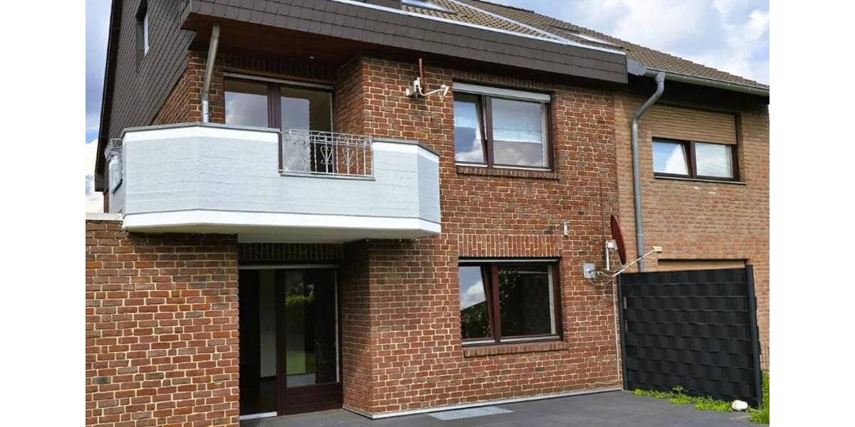 Erdgeschoßwohnung Eschweiler - 2.5 Zimmer, 80 m&sup2;, 219.000&euro; | Angebot:26865127