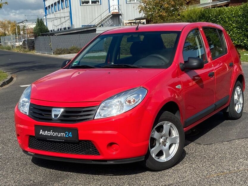 Dacia Sandero 98.000 km 3.999 € Jülich 52428