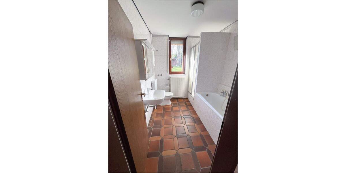 Bungalow Aachen Aachen-Mitte - 6 Zimmer, 155 m&sup2;, 1.175.000&euro; | Angebot:25773305