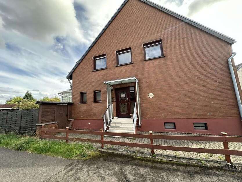 Haus zum Kaufen in Niederzier 240.000 € 87 m²