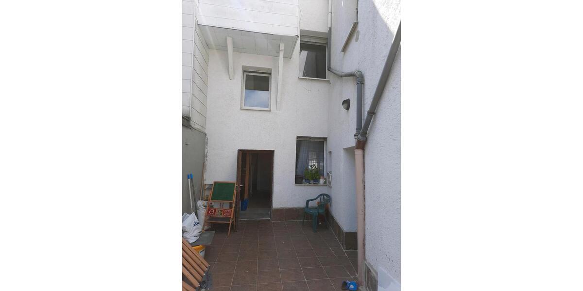 Reihenhaus Alsdorf - 7 Zimmer, 136 m&sup2;, 160.000&euro; | Angebot:26994680