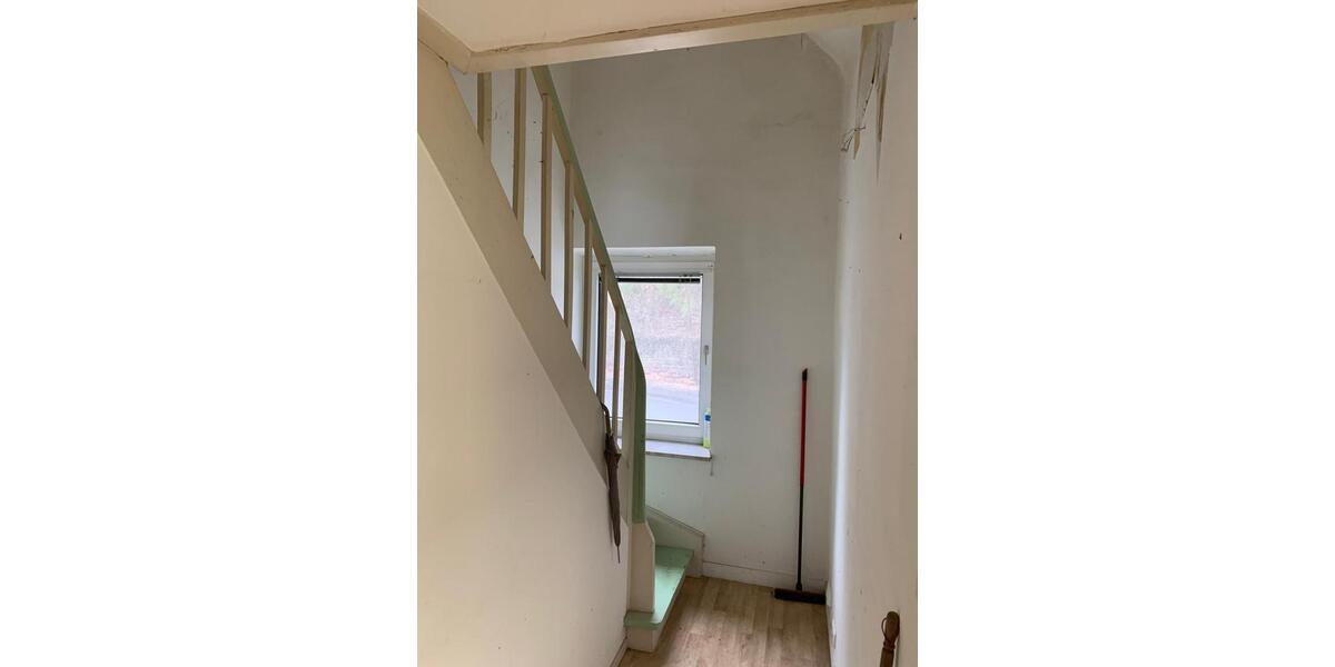 Natursteinhaus in Üdingen mit Garage - renovierungsbedürftig 5 zimmer