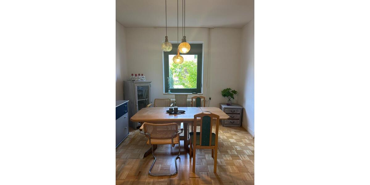 Doppelhaushälfte Linnich - 6 Zimmer, 153 m&sup2;, 1.250&euro; | Angebot:25864081