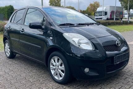 Toyota Yaris 100.000 km 4.500 &euro; Düren 52353