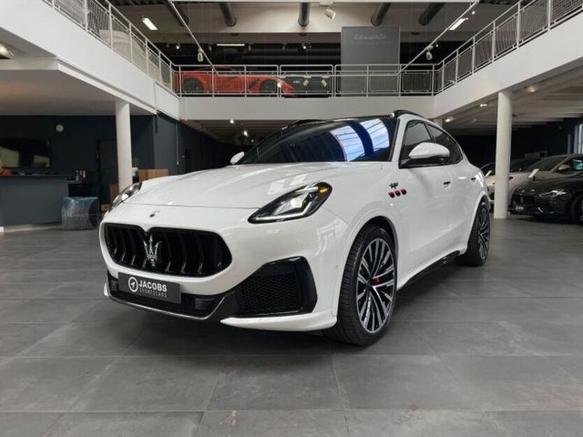 Maserati Grecale 9.900 km 89.900 € Eschweiler 52249