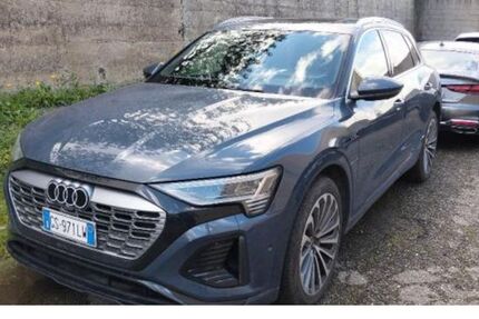 Audi Q8 32.055 km 51.820 &euro; Aachen 52078