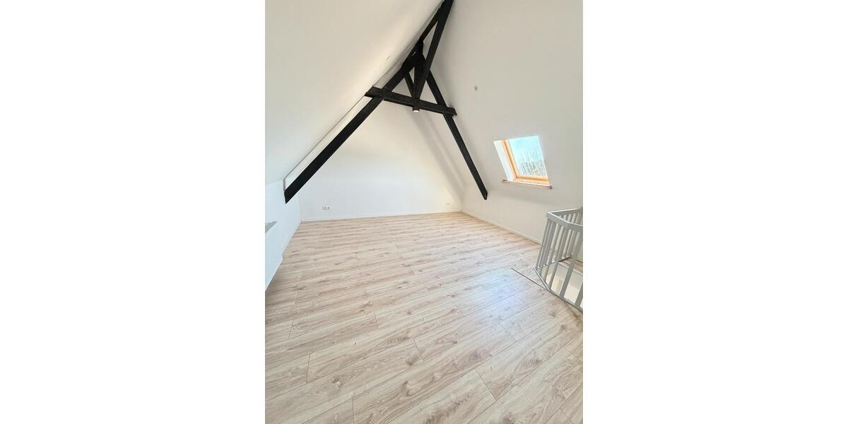 Dachgeschoßwohnung Jülich - 1 Zimmer, 64 m&sup2;, 840&euro; | Angebot:26695805
