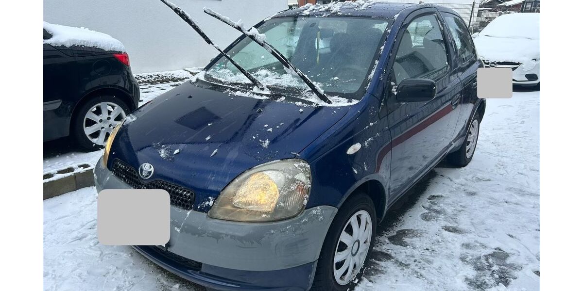 Toyota Yaris 200.006 km 1.250 &euro; Würselen 52146