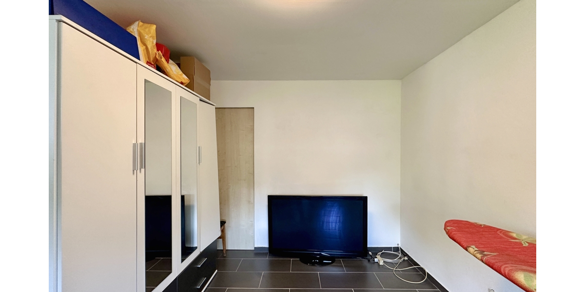 JÄSCHKE - Ihr Platz für Neues – Doppelhaus + Bungalow und großem Grundstück in Traumlage von Breinig - Zweifamilienhaus Stolberg (Rheinland) / Breinig Breinig | Angebot:22209491