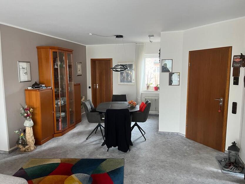 Wohnung 1.Etage Dürwiß TOP-Lage 100qm Kaltmiete 900€ zimmer