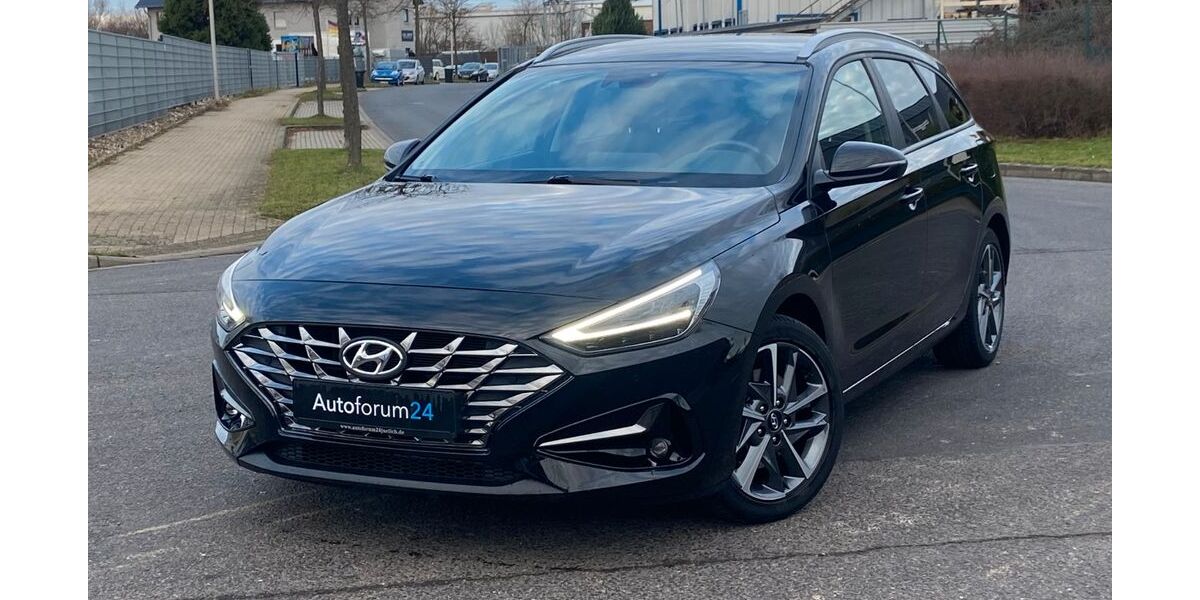 Hyundai i30 46.000 km 18.900 &euro; Jülich 52428