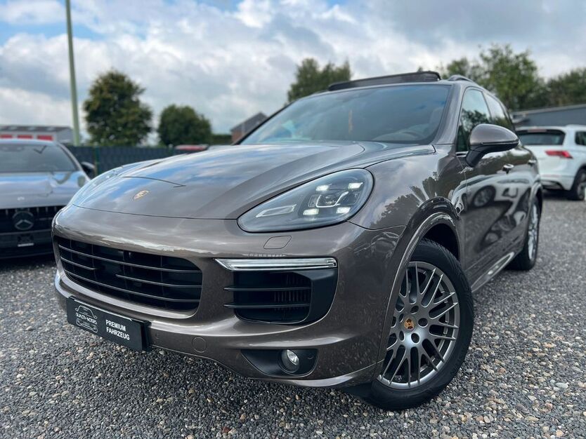 Porsche Cayenne 241.500 km 26.890 € Stolberg 52222
