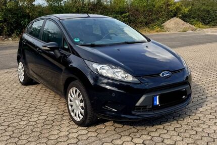 Ford Fiesta 121.200 km 4.099 &euro; Düren 52355