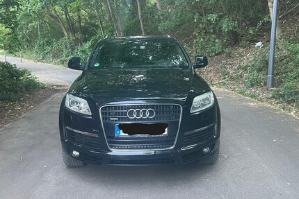 Audi Q7 305.000 km 9.999 € Baesweiler 52499