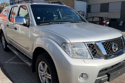Nissan Navara 200.000 km 6.900 &euro; Aachen 52080