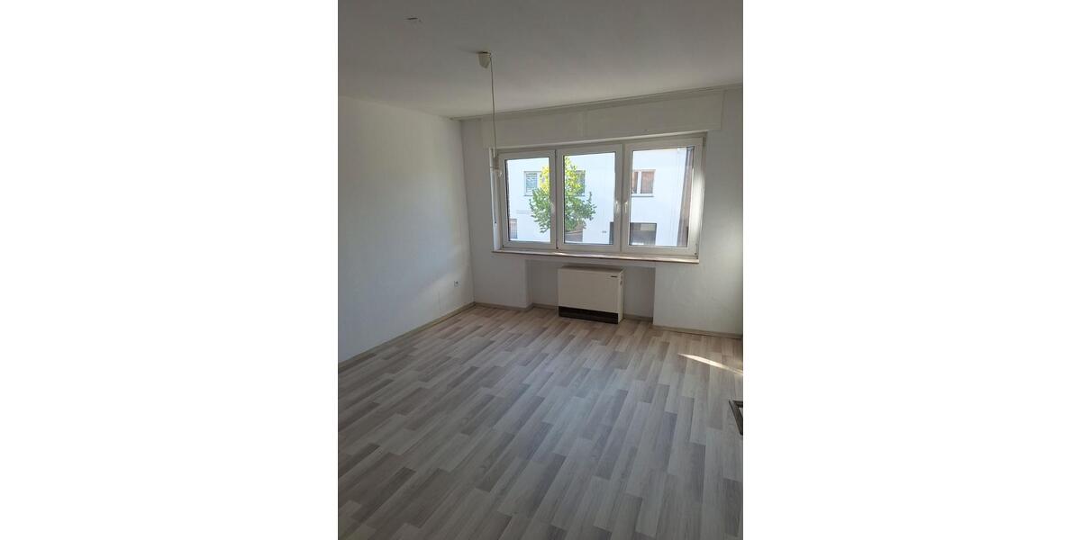 Etagenwohnung Baesweiler - 3 Zimmer, 77 m&sup2;, 550&euro; | Angebot:26446429