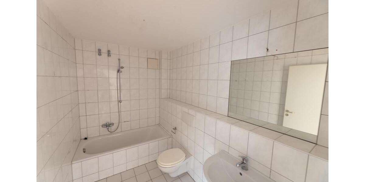 Dachgeschoßwohnung Aachen Eilendorf - 5 Zimmer, 119 m&sup2;, 380.000&euro; | Angebot:27202306