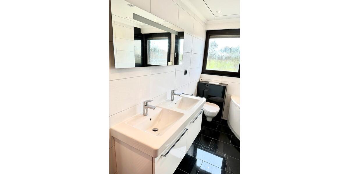 Dachgeschosswohnung in 52382 Niederzier Hambach 3 zimmer