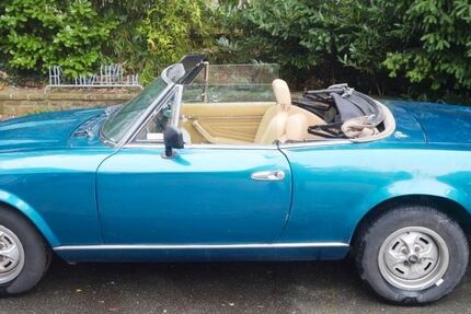 Fiat 124 Spider 143.290 km 4.200 € Aachen 52076