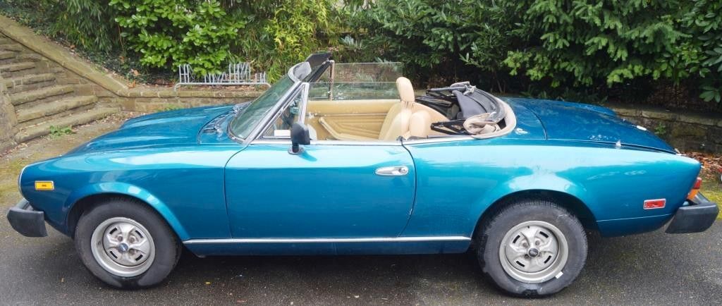 Fiat 124 Spider 143.290 km 4.200 € Aachen 52076