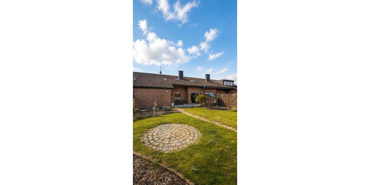 Reihenhaus Übach-Palenberg Palenberg - 6 Zimmer, 170 m&sup2;, 1.575&euro; | Angebot:26419251