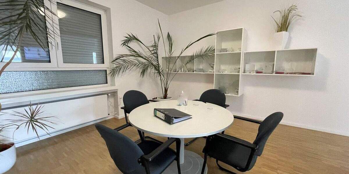 Moderner Gewerbepark mit über 11.000 m² Büro-, Lager- und Produktionsfläche zimmer