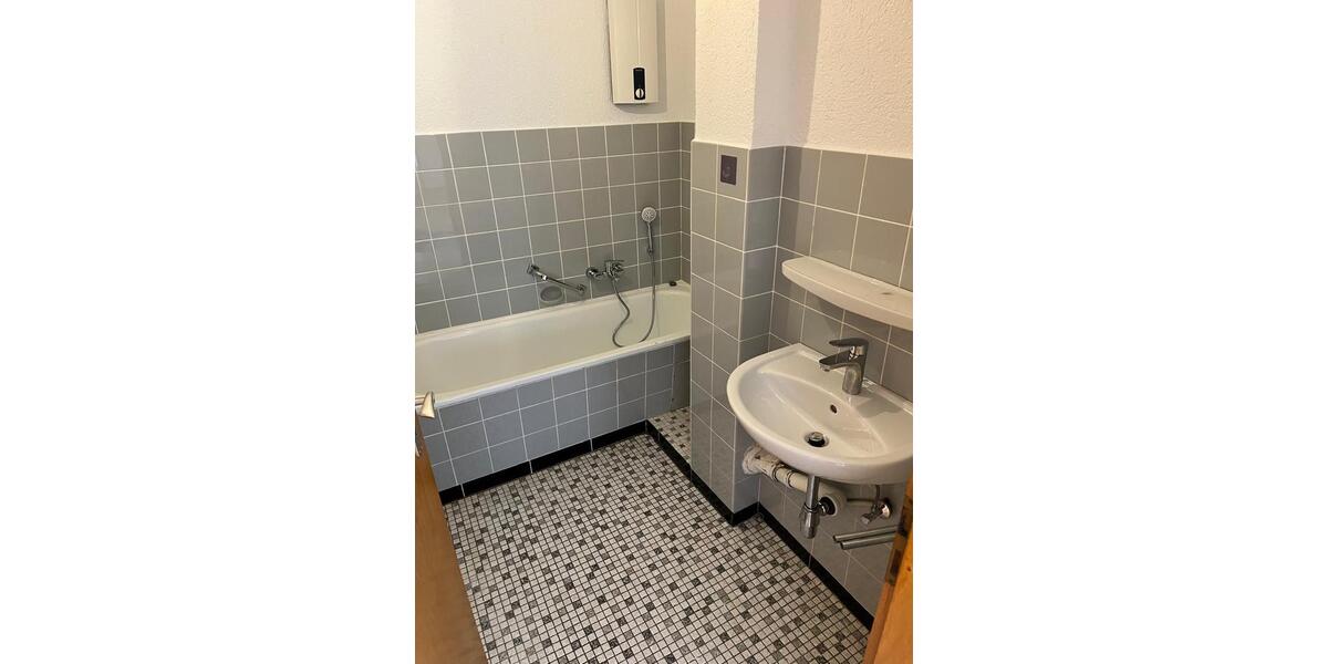 Erdgeschoßwohnung Aachen Aachen-Mitte - 4 Zimmer, 68 m&sup2;, 575&euro; | Angebot:26432433