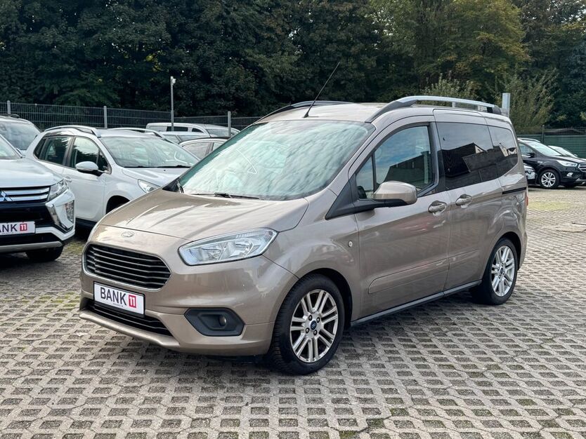 Ford Tourneo Courier 112.803 km 8.900 € Würselen 52146