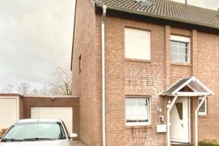 Haus Jülich - 6 Zimmer, 140 m&sup2;, 1.700&euro; | Angebot:25449516