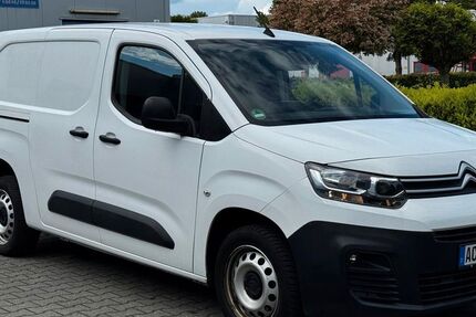 Citroen Berlingo 151.822 km 11.990 &euro; Alsdorf 52477