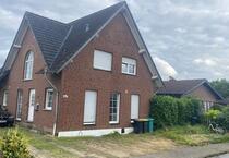 Charmantes Ein-Zweifamilienhaus in Übach-Palenberg OT Siepenbusch