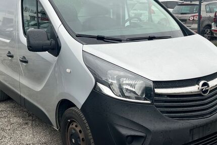 Opel Vivaro 202.000 km 7.980 &euro; Düren 52351
