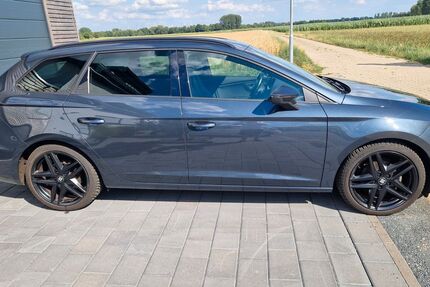 Seat Leon 78.000 km 18.999 € Hückelhoven 41836