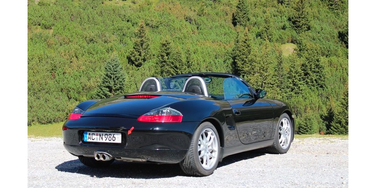 Porsche Boxster 233.232 km 12.000 € Aachen 52080