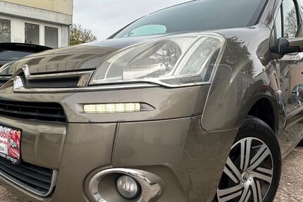 Citroen Berlingo 244.800 km 3.999 € Düren 52353