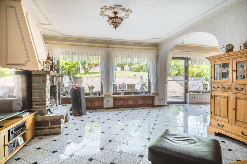 Gepflegtes Einfamilienhaus mit sonnigem Garten in ruhiger Lage