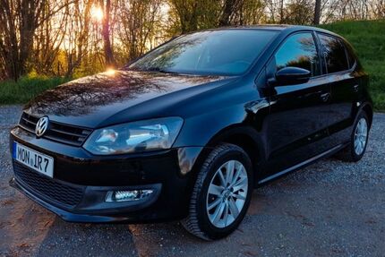 VW Polo 165.000 km 5.000 &euro; Düren 52351