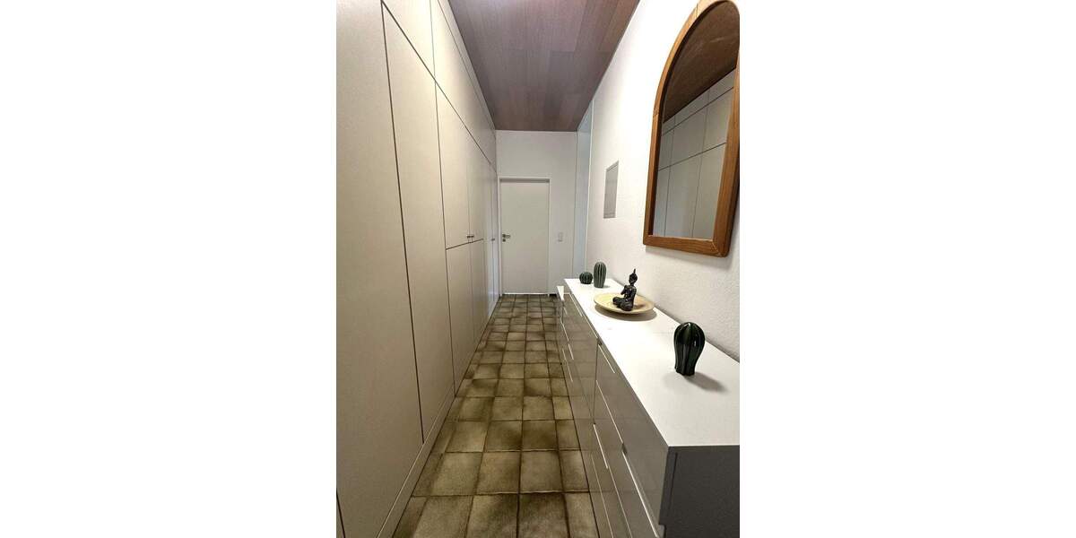 Mehrfamilienhaus, Wohnhaus Niederzier - 8 Zimmer, 274 m&sup2;, 415.000&euro; | Angebot:25692153