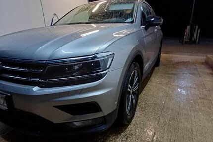 VW Tiguan 123.000 km 19.500 &euro; I 52459