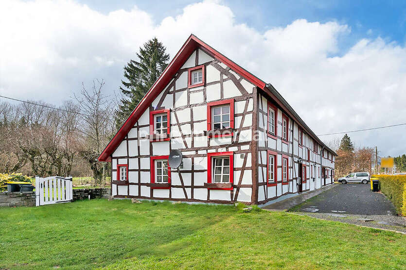 PHI AACHEN - Idyllisches Fachwerkensemble! Drei stilvolle Wohnungen in saniertem Fachwerkhaus in Monschau-Konzen!