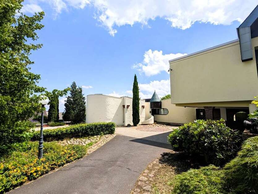 Haus zum Kaufen in Nideggen Rath 680.000 € 300 m²