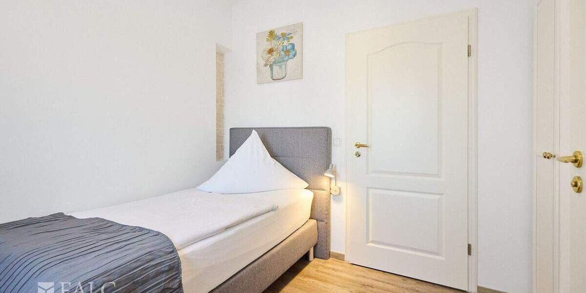 Mehrfamilienhaus, Wohnhaus Nideggen - 8 Zimmer, 180 m&sup2;, 499.000&euro; | Angebot:25864187