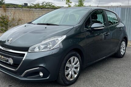 Peugeot 208 65.000 km 6.490 &euro; Eschweiler 52249