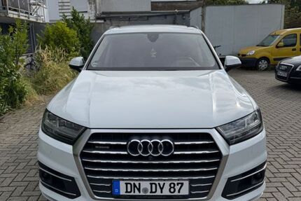 Audi Q7 210.000 km 24.999 € Düren 52353