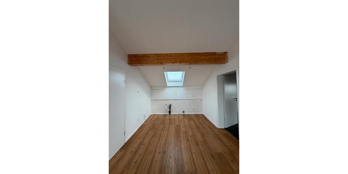 Dachgeschoßwohnung Linnich - 1.5 Zimmer, 60 m&sup2;, 750&euro; | Angebot:26131989