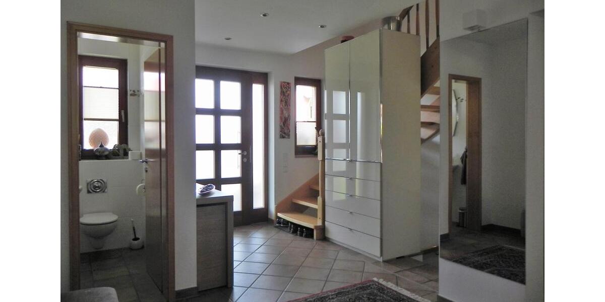 Einfamilienhaus Gangelt - 5 Zimmer, 180 m&sup2;, 1.870&euro; | Angebot:26086701