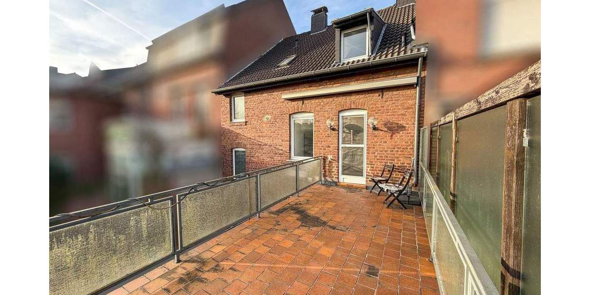Zweifamilienhaus mit Garage und Garten in Stolberg-Büsbach 7 zimmer