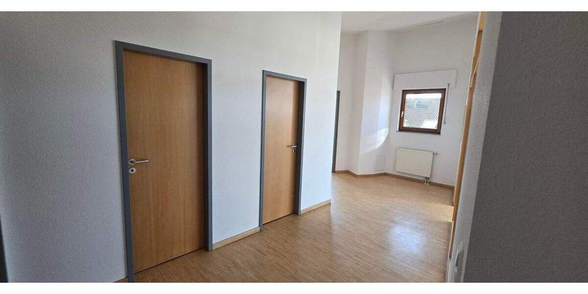 Gewerbeobjekt Aachen Brand - 4 Zimmer, 139 m&sup2;, 2.000&euro; | Angebot:25667744